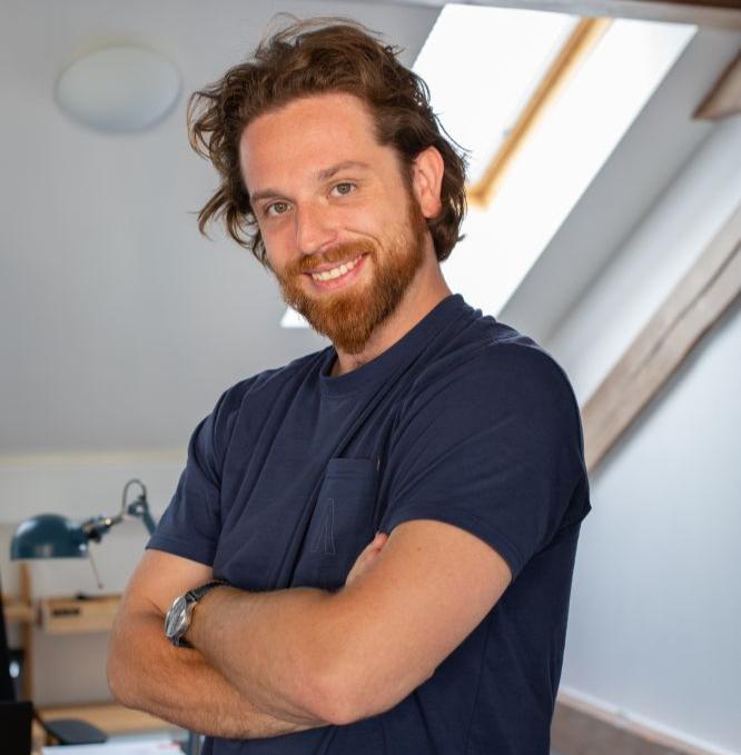  Richard Nevšímal 